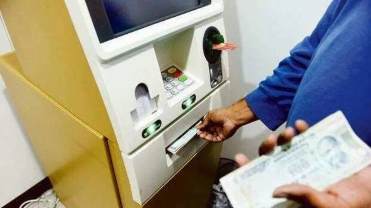 NPCI; ഇനി മുതൽ എടിഎമ്മുകളിൽ നിന്ന് പണം പിൻവലിക്കുന്നതിന് ചിലവേറും