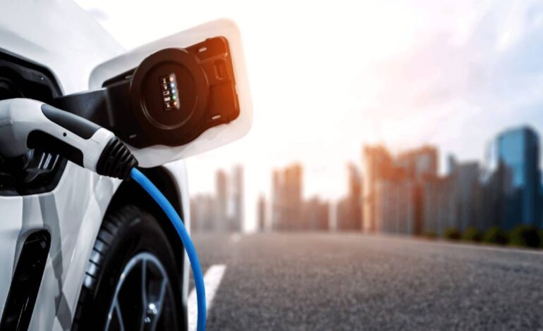 EV Charging; നിങ്ങളുടെ വാഹനം ഇലക്ട്രിക് ആണോ? എങ്കിൽ ഇതാണ് ചാർജ് ചെയ്യാൻ പറ്റിയ സമയം; നിരക്കിലും വ്യത്യാസം