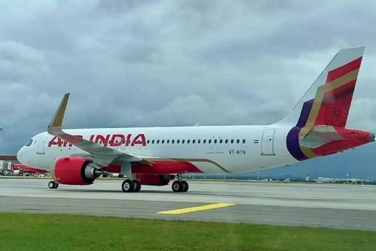 Air India; യാത്രക്കൊരുങ്ങുന്നവർ ഇക്കാര്യങ്ങൾ ശ്രദ്ധിക്കുക: 15 ശതമാനത്തോളം സർവീസുകൾ വെട്ടിക്കുറച്ച് എയർ ഇന്ത്യ